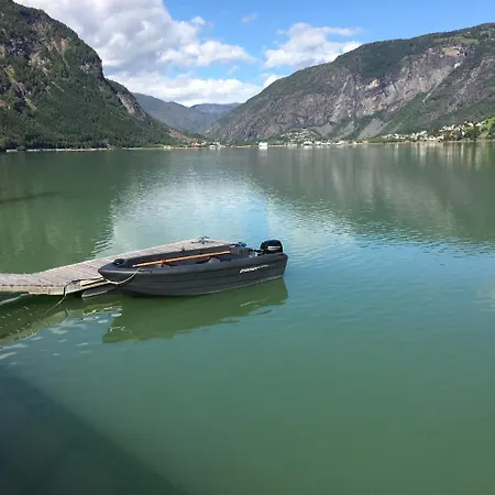 Sjøbuer *